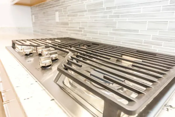 5143 E LAWRENCEBURG LN, Lakeland, TN 38002