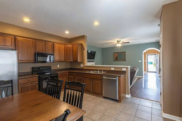 4964 WATER BROOK CIR, Arlington, TN 38002