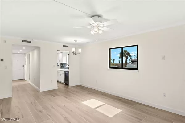 671 E Gulf DR #4D1, Sanibel, FL 33957