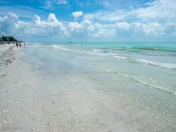 610 Donax ST #223, Sanibel, FL 33957