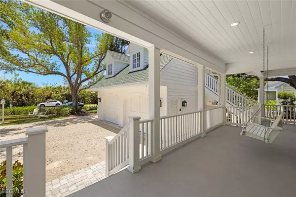 1517 Sand Castle RD, Sanibel, FL 33957