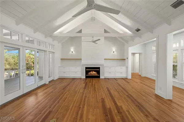 1517 Sand Castle RD, Sanibel, FL 33957