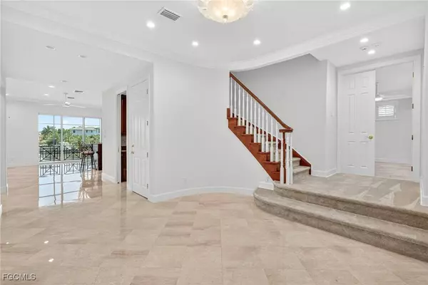 859 Limpet DR, Sanibel, FL 33957