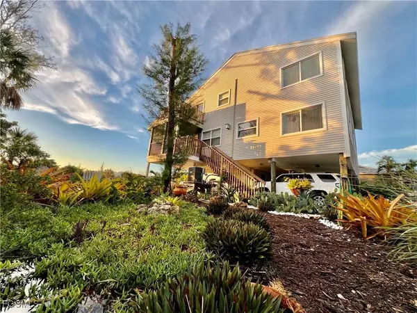 1390 Middle Gulf DR #E, Sanibel, FL 33957