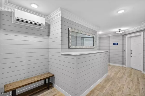 2549 W Gulf DR #106, Sanibel, FL 33957