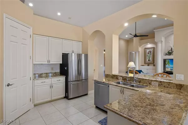 799 Birdie View PT, Sanibel, FL 33957