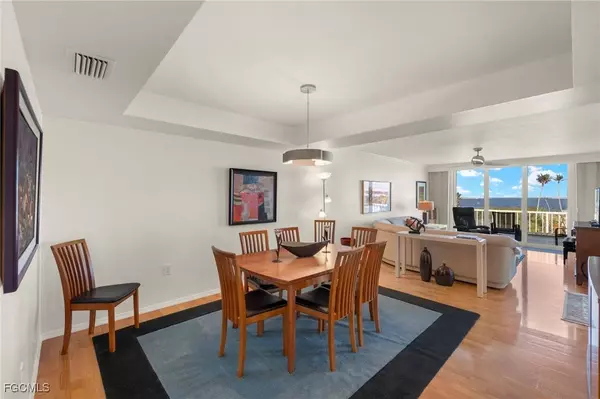 200 Periwinkle WAY #315, Sanibel, FL 33957