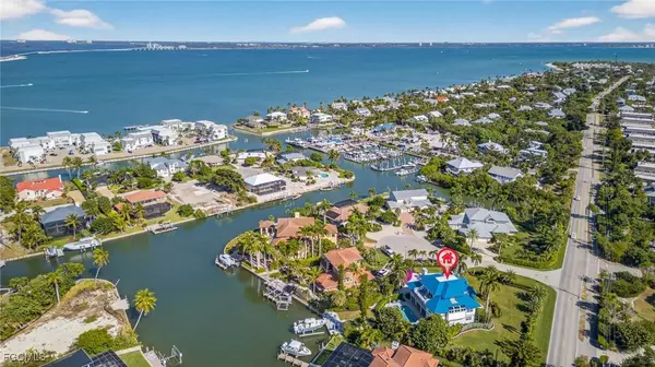 1141 Paper Fig CT, Sanibel, FL 33957