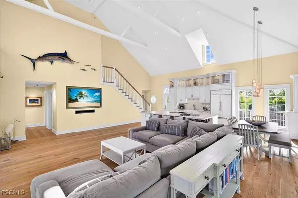 1480 Angel DR, Sanibel, FL 33957