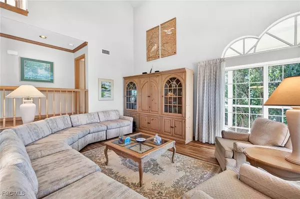 1422 Sanderling CIR, Sanibel, FL 33957