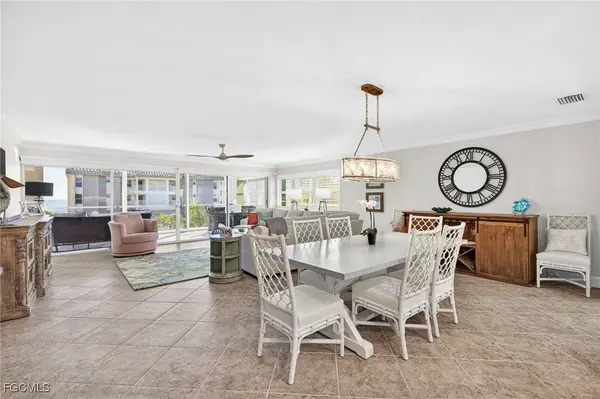 2659 W Gulf DR #C201, Sanibel, FL 33957