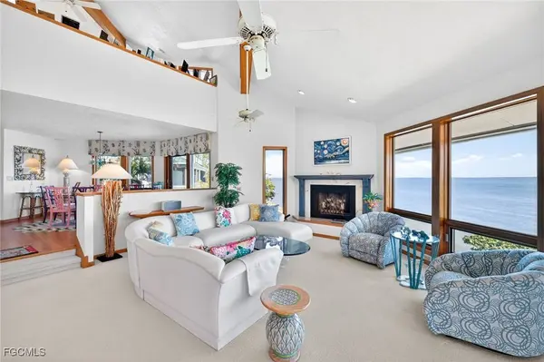 1157 Bird LN, Sanibel, FL 33957
