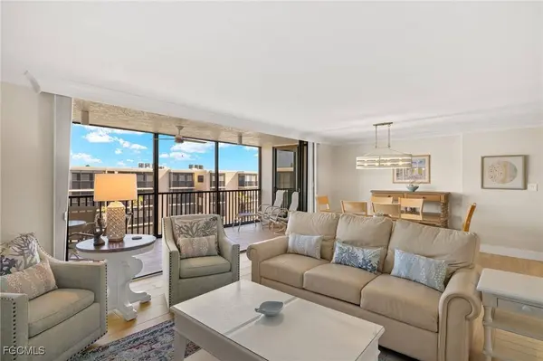 1401 Middle Gulf DR #L402, Sanibel, FL 33957