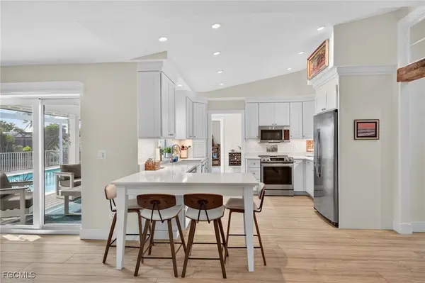 731 Durion CT, Sanibel, FL 33957