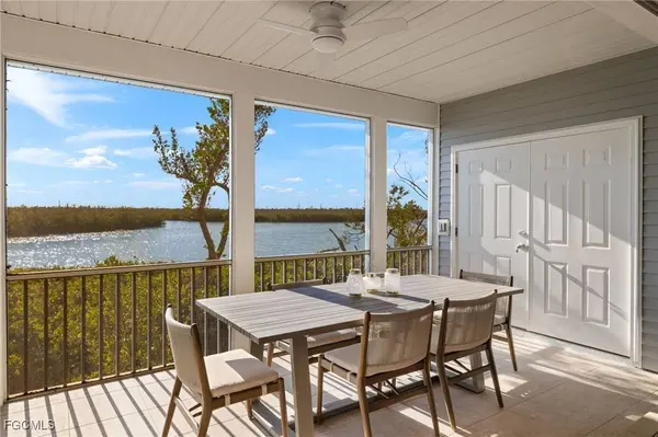 5423 Shearwater DR, Sanibel, FL 33957