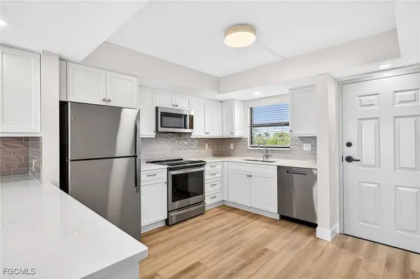 2737 W Gulf DR #222, Sanibel, FL 33957