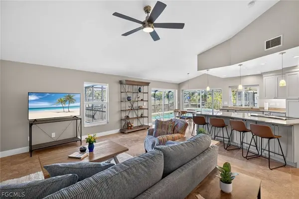 686 Emeril CT, Sanibel, FL 33957