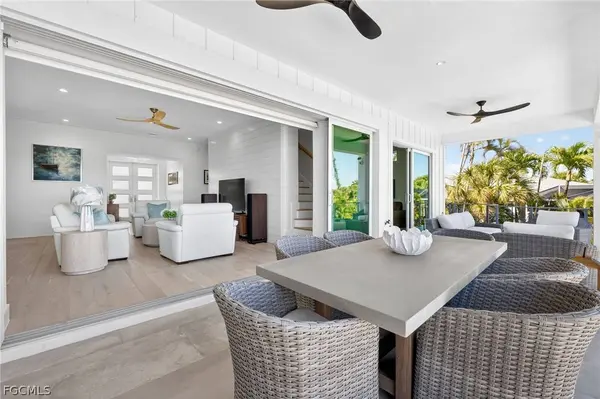 1272 Par View DR, Sanibel, FL 33957