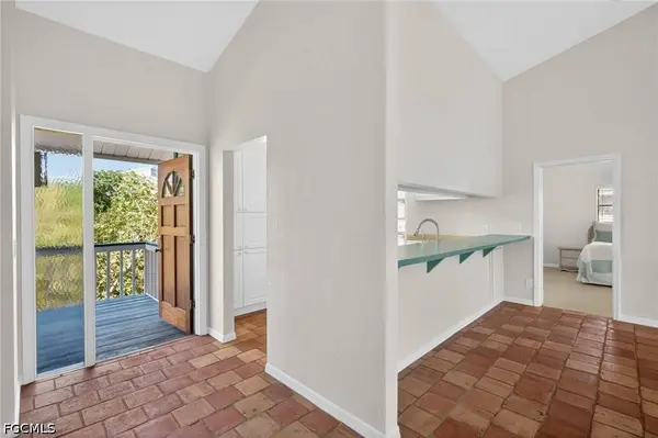 4556 Bowen Bayou RD, Sanibel, FL 33957