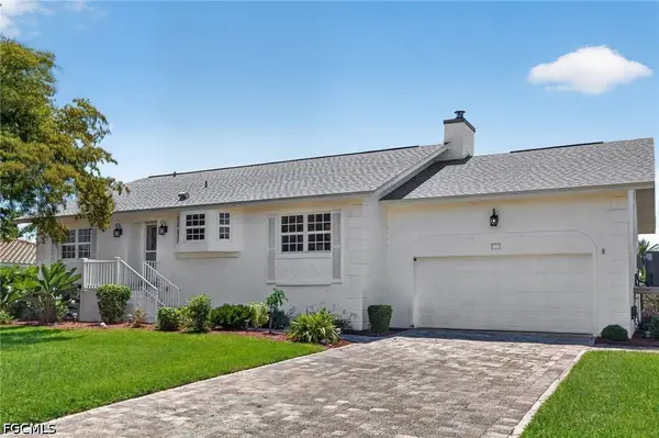 713 Durion CT, Sanibel, FL 33957
