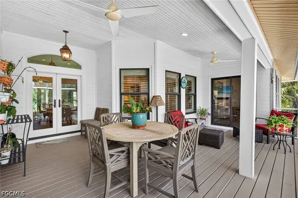 1901 Sanibel Bayou RD, Sanibel, FL 33957
