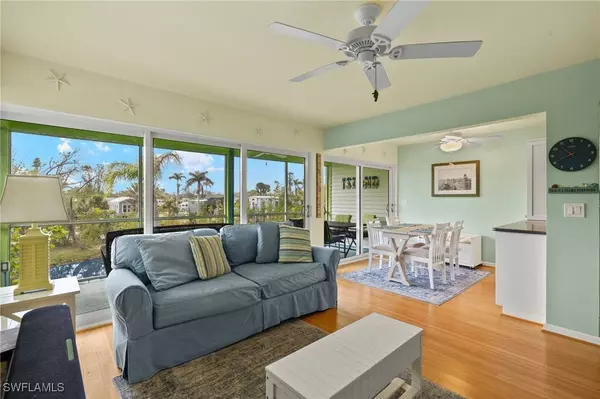 1039 Beach RD #103, Sanibel, FL 33957
