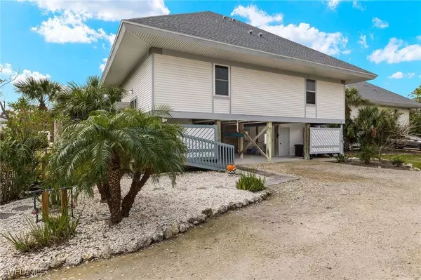 1039 Beach RD #103, Sanibel, FL 33957