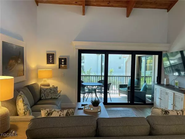 627 Nerita ST #F-3, Sanibel, FL 33957