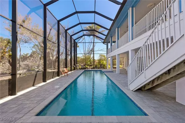 1890 Middle Gulf DR, Sanibel, FL 33957