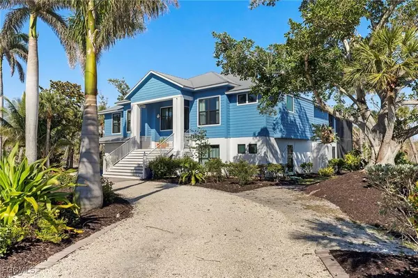 1890 Middle Gulf DR, Sanibel, FL 33957