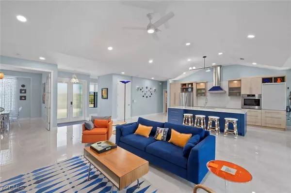 1890 Middle Gulf DR, Sanibel, FL 33957