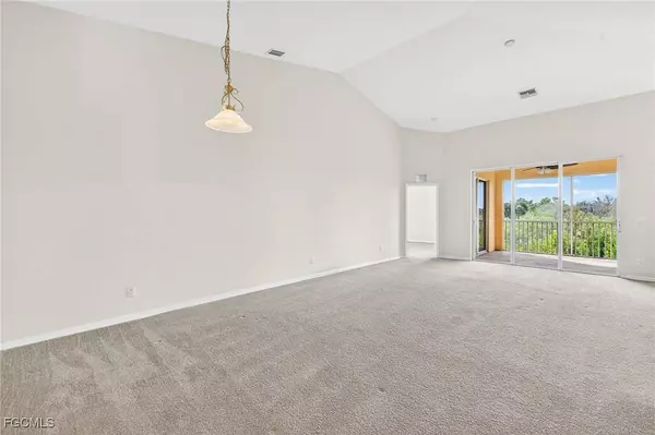 11865 Bayport LN #1201, Fort Myers, FL 33908