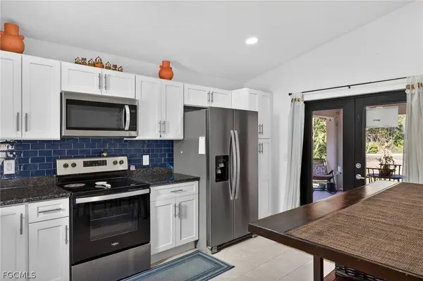 11249 / 11261 6th AVE, Punta Gorda, FL 33955