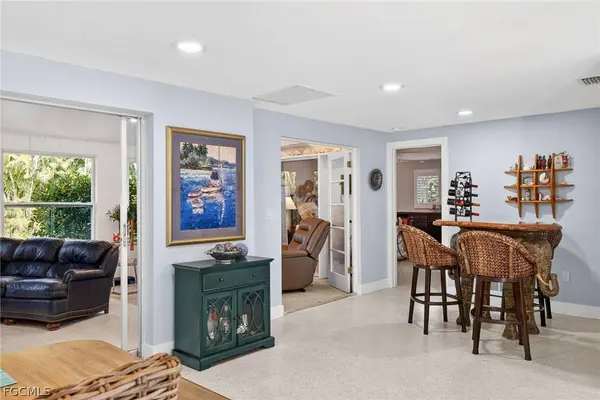 1972 Roseate LN, Sanibel, FL 33957