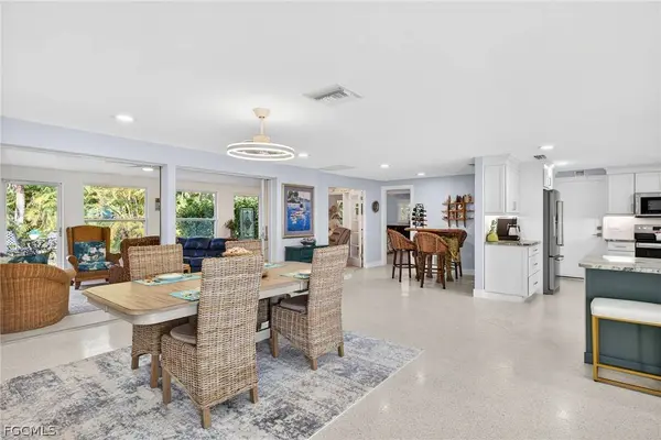 1972 Roseate LN, Sanibel, FL 33957