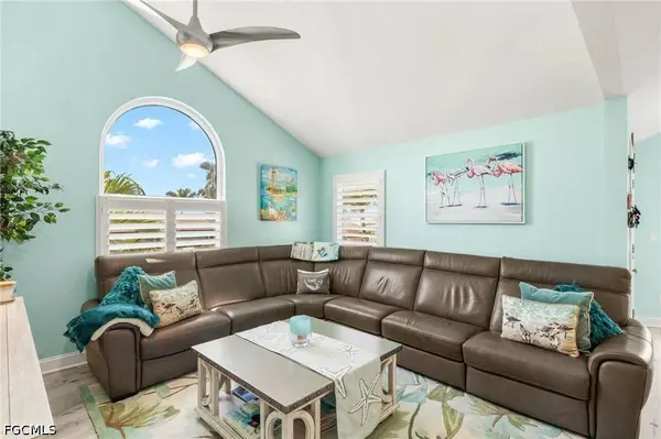 970 Sand Castle RD, Sanibel, FL 33957