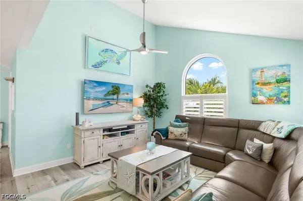 970 Sand Castle RD, Sanibel, FL 33957