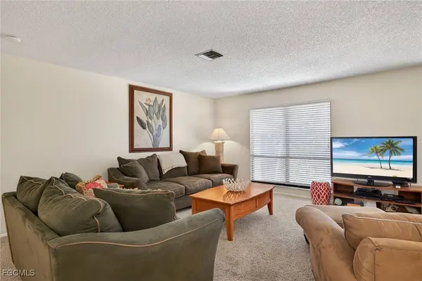 5117 Sea Bell RD #D-202, Sanibel, FL 33957