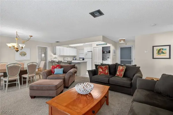 5117 Sea Bell RD #D-202, Sanibel, FL 33957