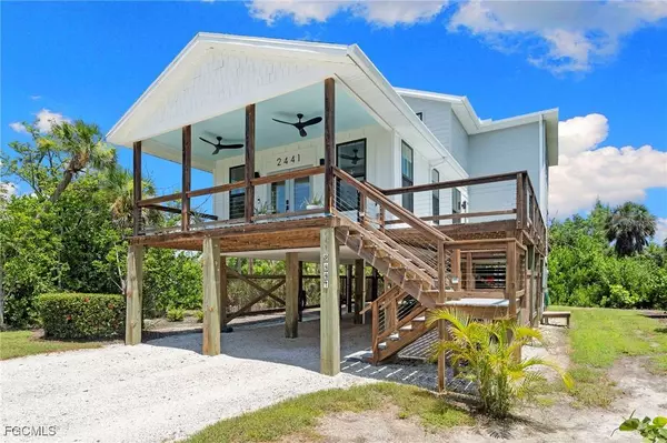 2441 Shop RD, Sanibel, FL 33957