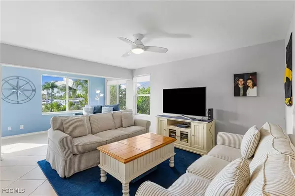 1039 Beach RD #104, Sanibel, FL 33957