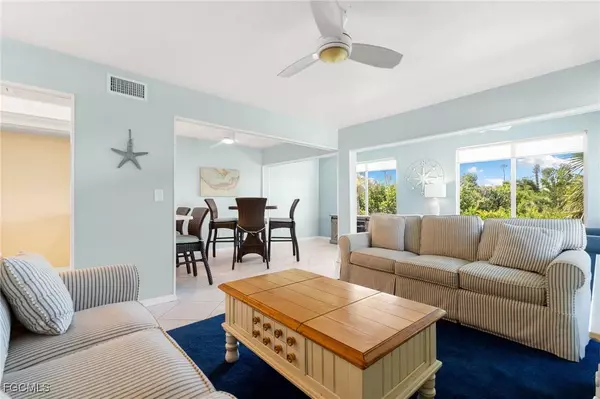 1039 Beach RD #104, Sanibel, FL 33957