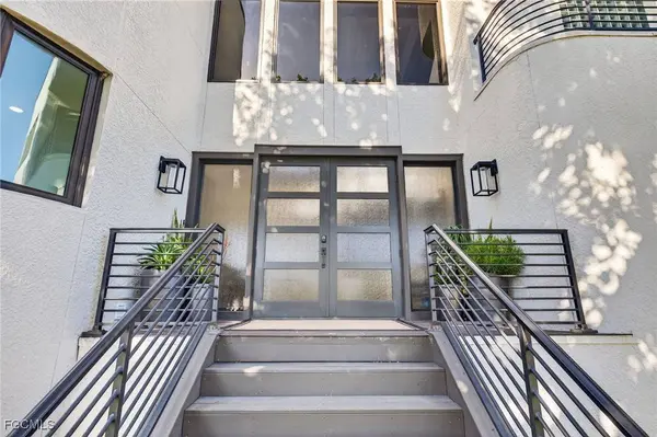 3400 W Gulf DR, Sanibel, FL 33957