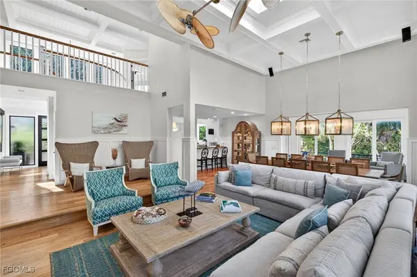 3400 W Gulf DR, Sanibel, FL 33957