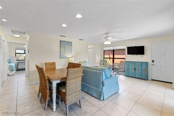 1811 Olde Middle Gulf DR #1, Sanibel, FL 33957