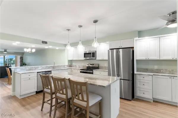 3049 W Gulf DR #101, Sanibel, FL 33957