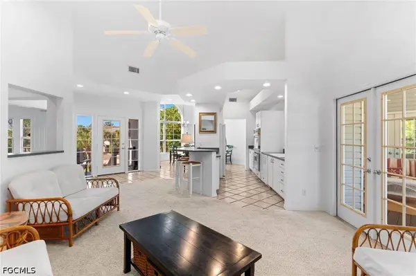 480 Las Tiendas LN, Sanibel, FL 33957