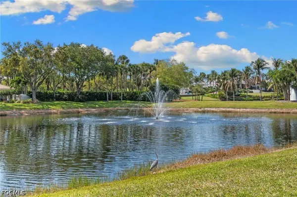 24371 Sandpiper Isle WAY #302, Bonita Springs, FL 34134