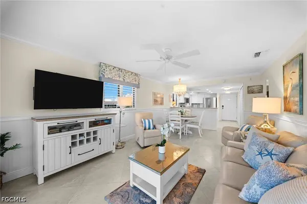 671 E Gulf DR #2A3, Sanibel, FL 33957