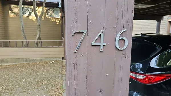 746 Haven Lane, Fort Worth, TX 76112